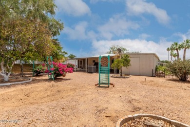 2 bedroom 1.5 bath home on a Cul-de-sac with a fenced  in back on Fountain of the Sun Country Club in Arizona - for sale on GolfHomes.com, golf home, golf lot