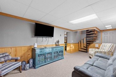 TURNKEY CABIN RETREAT. This three-level cabin sits in the pines on  in South Dakota - for sale on GolfHomes.com, golf home, golf lot