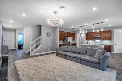 Best location in the community! Large corner lot 5 bedroom, 2 on Hillcrest Golf and Country Club in Florida - for sale on GolfHomes.com, golf home, golf lot