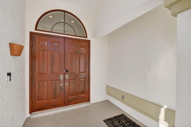 NO HOA Stunning LARGE 2,113 SQFT. Ranch in ''La Mancha'' 3 Bed/3 on Village Golf Club in Florida - for sale on GolfHomes.com, golf home, golf lot