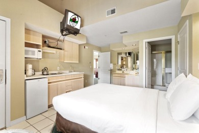 Your new full time condo. Your new get away. Your new Vacation on Thousand Hills Golf Resort in Missouri - for sale on GolfHomes.com, golf home, golf lot