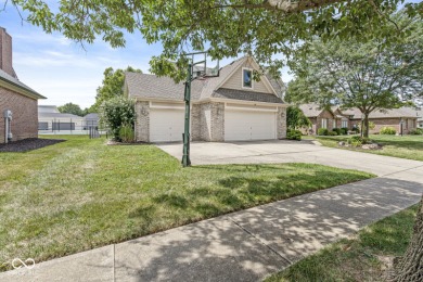 Our highly motivated sellers are offering this turn-key charming on Old Oakland Golf Club in Indiana - for sale on GolfHomes.com, golf home, golf lot