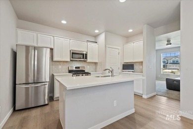 Experience effortless luxury in this move-in-ready townhome on Eagle Legacy Golf Course in Idaho - for sale on GolfHomes.com, golf home, golf lot