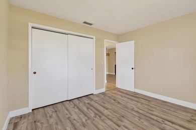 Beautifully maintained single family 2BR/1BA home with flexible on Leisureville Community Golf Course in Florida - for sale on GolfHomes.com, golf home, golf lot