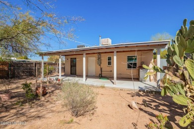 Mid-Century bungalow with large covered back patio, generous lot on Randolph Park Golf Courses in Arizona - for sale on GolfHomes.com, golf home, golf lot