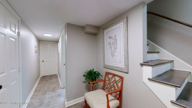 Premier 4-Bedroom Townhome with Golf Course Grandeur

Nestled on Hunting Creek Country Club in Kentucky - for sale on GolfHomes.com, golf home, golf lot