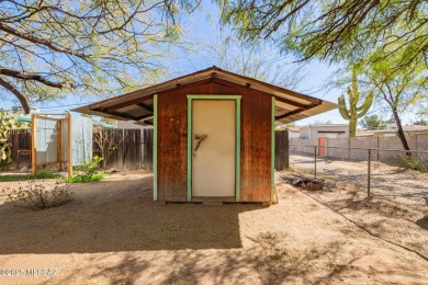 Mid-Century bungalow with large covered back patio, generous lot on Randolph Park Golf Courses in Arizona - for sale on GolfHomes.com, golf home, golf lot