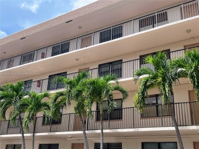 Sellers are motivated, Relocating!! Will consider all reasonable on Sunrise Lakes Phase IV Golf Course in Florida - for sale on GolfHomes.com, golf home, golf lot