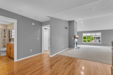COMPLETELY UPDATED SUMMIT TOWNSHIP CONDO FEATURING MAIN FLOOR on Country Club of Jackson in Michigan - for sale on GolfHomes.com, golf home, golf lot