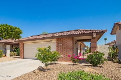 Beautiful, fully updated, 2bed/bath home in the highly desired on Ahwatukee Country Club in Arizona - for sale on GolfHomes.com, golf home, golf lot