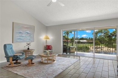 STUNNING LAKE & GOLF COURSE VIEWS! This light & bright 2 bedroom on Royal Wood Golf and Country Club in Florida - for sale on GolfHomes.com, golf home, golf lot