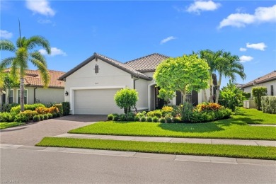 LIVE A VACATION LIFESTYLE IN ESPLANADE! FULL GOLF MEMBERSHIP on Esplanade Golf and  Country Club in Florida - for sale on GolfHomes.com, golf home, golf lot