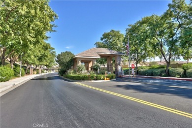 Welcome to this immaculate, single-story 2-bedroom, 2-bath + on Menifee Lakes Country Club - Lakes in California - for sale on GolfHomes.com, golf home, golf lot