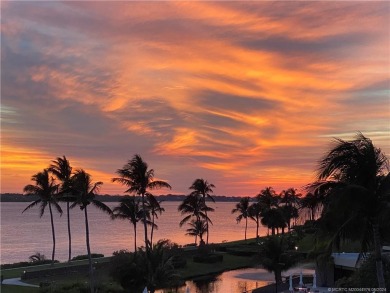 Exquisitely renovated 3rd-floor condo in Sailfish Point offers on Sailfish Point Golf Club, Inc. in Florida - for sale on GolfHomes.com, golf home, golf lot