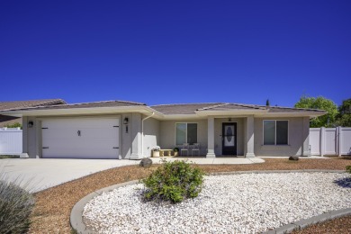 Come see this perfect home for a first time home buyer or a long on Southgate Golf Course in Utah - for sale on GolfHomes.com, golf home, golf lot