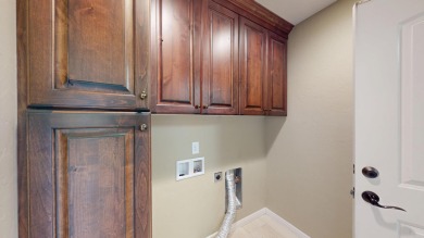 Great home in the over 55 community of Sunriver in the BIRD NEST on Sunriver Golf Club in Utah - for sale on GolfHomes.com, golf home, golf lot