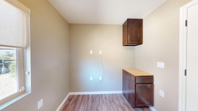 Great home in the over 55 community of Sunriver in the BIRD NEST on Sunriver Golf Club in Utah - for sale on GolfHomes.com, golf home, golf lot