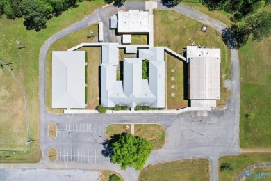 Prime 20-acre waterfront property w/ approx. 2700 feet of main on Gunters Landing in Alabama - for sale on GolfHomes.com, golf home, golf lot