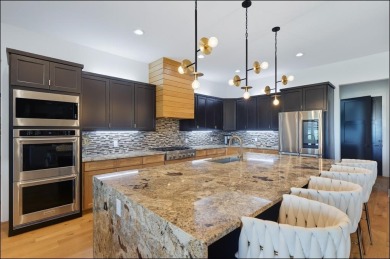 Luxury Lakeview Living in Heath Golf & Yacht Club!
This on Heath Golf and Yacht Club in Texas - for sale on GolfHomes.com, golf home, golf lot