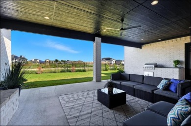 Luxury Lakeview Living in Heath Golf & Yacht Club!
This on Heath Golf and Yacht Club in Texas - for sale on GolfHomes.com, golf home, golf lot