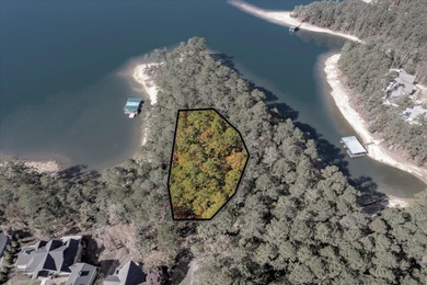 Discover an incredible opportunity to build your dream home on on Tara Golf Club At Savannah Lakes in South Carolina - for sale on GolfHomes.com, golf home, golf lot