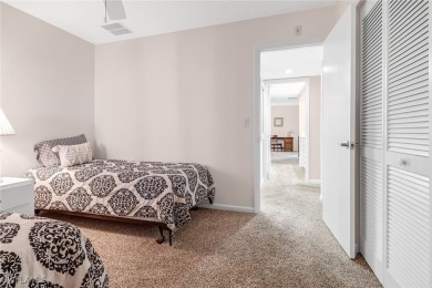 Owner is MOTIVATED to get condo sold this SEASON. GREAT PRICE!! on The Landings Yacht, Golf and Tennis Club in Florida - for sale on GolfHomes.com, golf home, golf lot