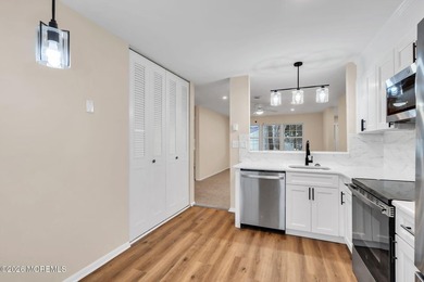 WOW! DONT MISS THIS BEAUTIFUL CAMBRIDGE MODEL EXTENDED HUGE on Leisure Village West Assoc. in New Jersey - for sale on GolfHomes.com, golf home, golf lot