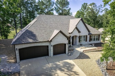 This 4 year old Carriage home on Granada Golf Course has already on Granada Golf Course in Arkansas - for sale on GolfHomes.com, golf home, golf lot