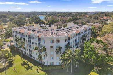 Best value in Palm Aire! Lowest HOA for a 3/2 at only $608. This on Palm-Aire Country Club and Resort - The Oaks in Florida - for sale on GolfHomes.com, golf home, golf lot