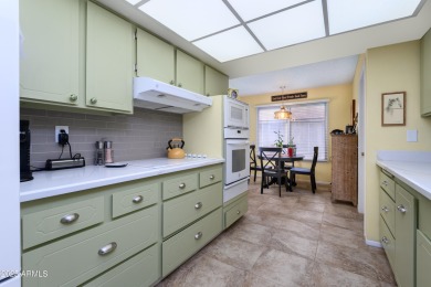 Well-maintained 2 bedroom, 2 bath Gemini Twin home in the heart on Deer Valley Golf Course in Arizona - for sale on GolfHomes.com, golf home, golf lot