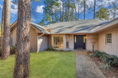 This 3-bed, 3.5-bath home in the desirable Headlands on Bear Creek Golf Course and Club in South Carolina - for sale on GolfHomes.com, golf home, golf lot