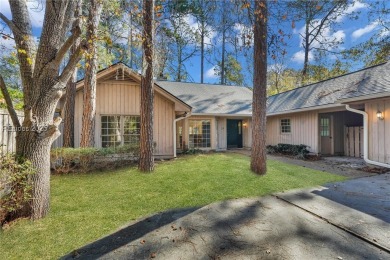 This 3-bed, 3.5-bath home in the desirable Headlands on Bear Creek Golf Course and Club in South Carolina - for sale on GolfHomes.com, golf home, golf lot