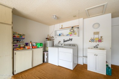 Well-maintained 2 bedroom, 2 bath Gemini Twin home in the heart on Deer Valley Golf Course in Arizona - for sale on GolfHomes.com, golf home, golf lot