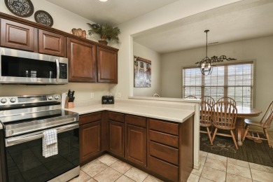 This walk in level, 3 bdrm. 3 bath condo with Attached GARAGE is on Ledgestone Country Club and Golf Course in Missouri - for sale on GolfHomes.com, golf home, golf lot