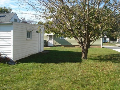 Welcome to this comfortable living, this ranch style home offers on Green Ridge Golf Course in Ohio - for sale on GolfHomes.com, golf home, golf lot