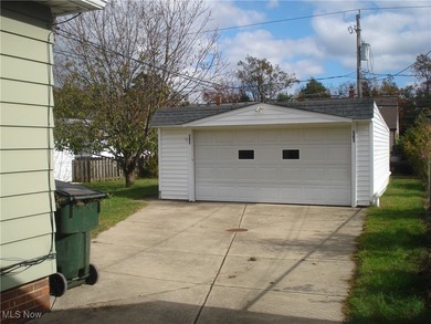 Welcome to this comfortable living, this ranch style home offers on Green Ridge Golf Course in Ohio - for sale on GolfHomes.com, golf home, golf lot