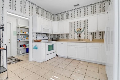 Friendly, cooperative listing agent wants to work with you and on Lely Resort Golf and Country Club in Florida - for sale on GolfHomes.com, golf home, golf lot