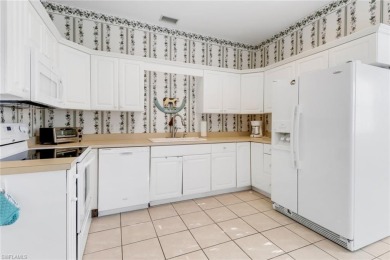 Friendly, cooperative listing agent wants to work with you and on Lely Resort Golf and Country Club in Florida - for sale on GolfHomes.com, golf home, golf lot