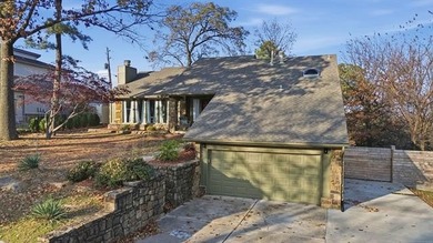 Stunning Split level home with 4 Bedrooms, 2.5 baths.  Lots of on Indian Springs Country Club in Oklahoma - for sale on GolfHomes.com, golf home, golf lot