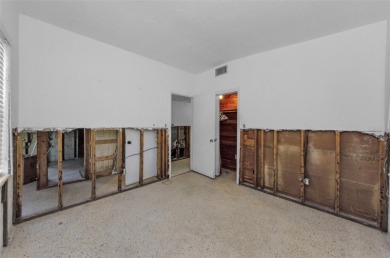 It's not too late for a prime investment opportunity in on The Dunedin Country Club in Florida - for sale on GolfHomes.com, golf home, golf lot