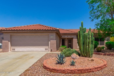 This cozy 2 bedroom 2 bath Sun City Grand home is ready for on Granite Falls Golf Club  in Arizona - for sale on GolfHomes.com, golf home, golf lot