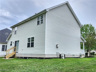 Welcome to 814 Lost Pond Parkway, A clean and move-in ready on Chardon Lakes Golf Course in Ohio - for sale on GolfHomes.com, golf home, golf lot