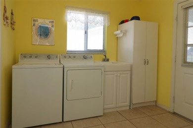 If you do not want to live in The Villages, Spruce Creek South on The Links of Spruce Creek in Florida - for sale on GolfHomes.com, golf home, golf lot