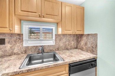 Spacious, bright & well-maintained 2bd/1.5bth condo is now on Hollybrook Golf and Tennis Club  in Florida - for sale on GolfHomes.com, golf home, golf lot