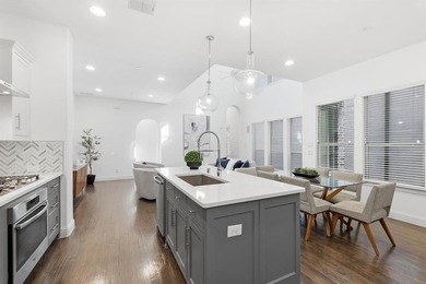 Sophisticated living in the heart of Las Colinas. Recently on TPC Four Seasons - Las Colinas Resort in Texas - for sale on GolfHomes.com, golf home, golf lot