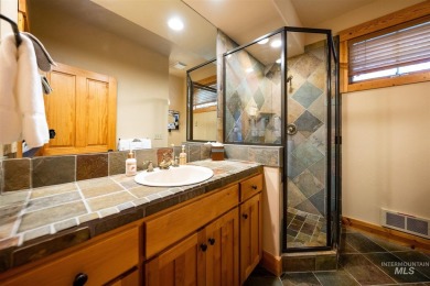 Turnkey McCall Getaway--- Enjoy effortless living in beautiful on McCall Municipal Golf Course in Idaho - for sale on GolfHomes.com, golf home, golf lot