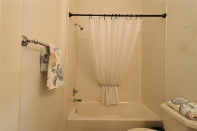REDUCED PRICE, NOW INCLUDES GOLF CART.  Welcome in to this on The Links of Spruce Creek in Florida - for sale on GolfHomes.com, golf home, golf lot