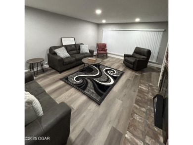 Completely remodeled golf course home offering 2,147 sq. ft. of on Baxter Country Club in Kansas - for sale on GolfHomes.com, golf home, golf lot