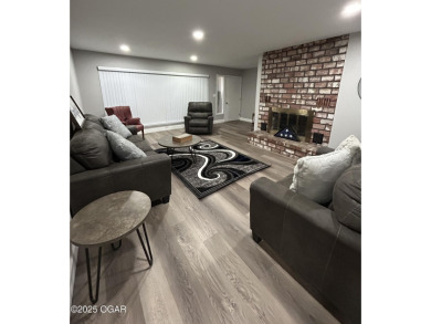 Completely remodeled golf course home offering 2,147 sq. ft. of on Baxter Country Club in Kansas - for sale on GolfHomes.com, golf home, golf lot