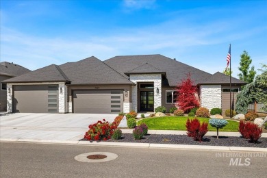Stunning  custom built 3,140+ sq ft single-level home in Eagle's on Eagle Legacy Golf Course in Idaho - for sale on GolfHomes.com, golf home, golf lot
